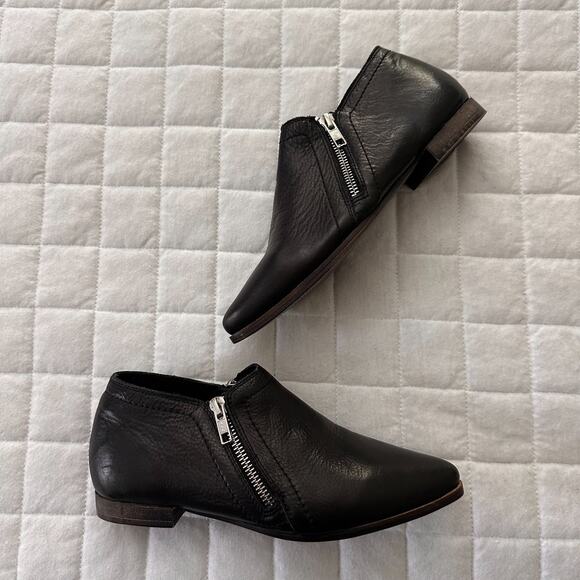 FREE PEOPLE Womens Ankle Boots 36 US 6 Black Leather Low Heel Pointed Toe Zipper - Picture 2 of 14